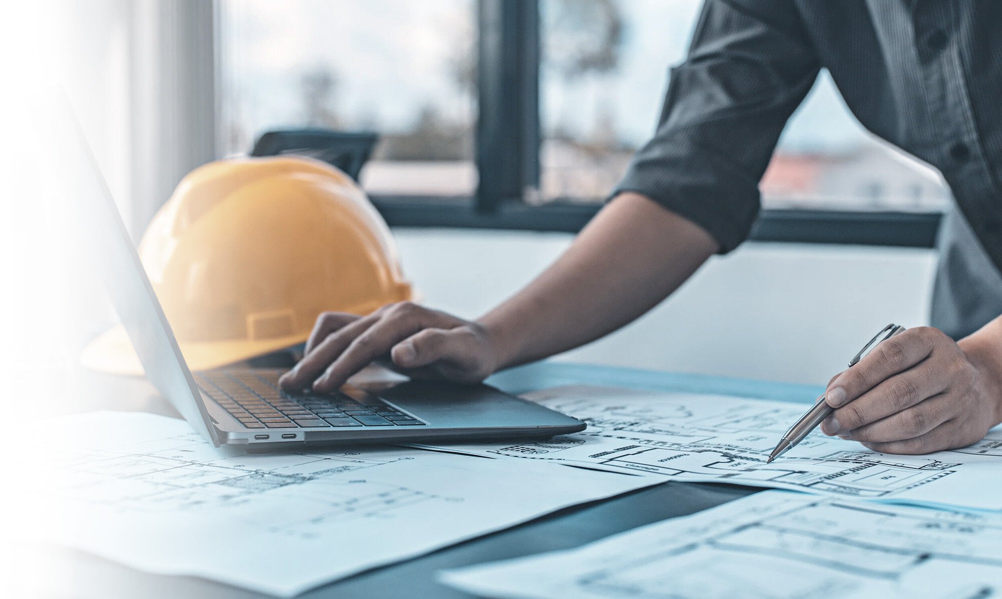 engineer-at-desk-2000px